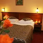 Wellness & Nowy Dwor Hotel