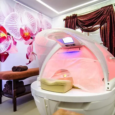 Wellness & Nowy Dwor Hotel