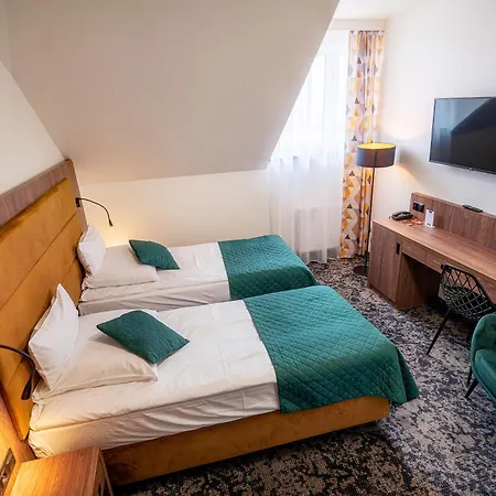 Hotel Wellness & Nowy Dwor