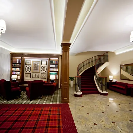 Wellness & Spa Nowy Dwor Hotel Rzeszow