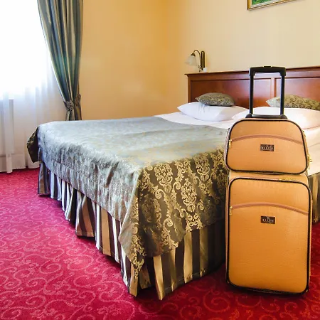 Otel Wellness & Nowy Dwor