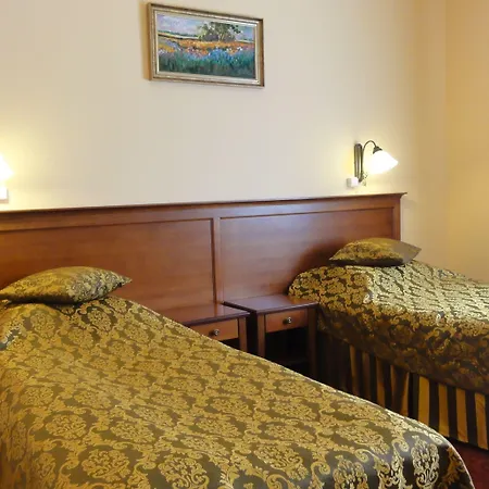 Otel Wellness & Nowy Dwor Rzeszow