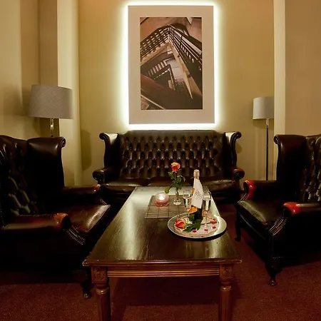 Hotel Wellness & Nowy Dwor 3*