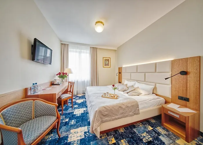 Otel Wellness & Nowy Dwor Rzeszow