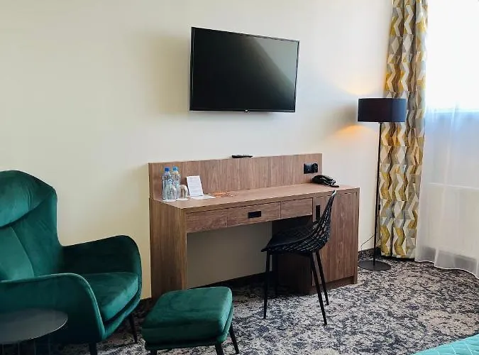 Wellness & Nowy Dwor Hotell 3*