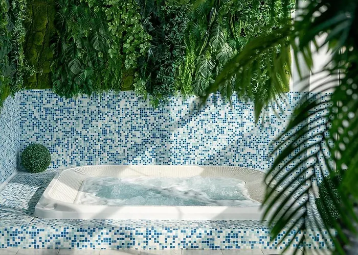 Wellness & Nowy Dwor Hotell 3*