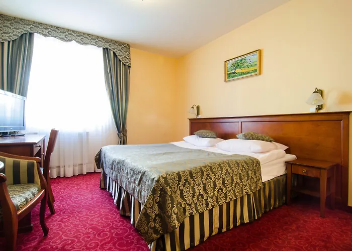 Wellness & Nowy Dwor Szálloda 3*