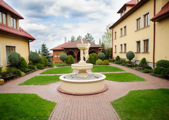 Szálloda Wellness & Nowy Dwor Rzeszów