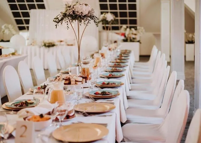 Otel Wellness & Nowy Dwor