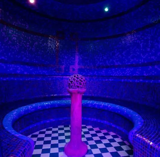 Hotell Wellness & Nowy Dwor